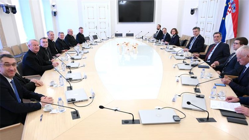 Redoviti polugodišnji sastanak Biskupske konferencije i Vlade